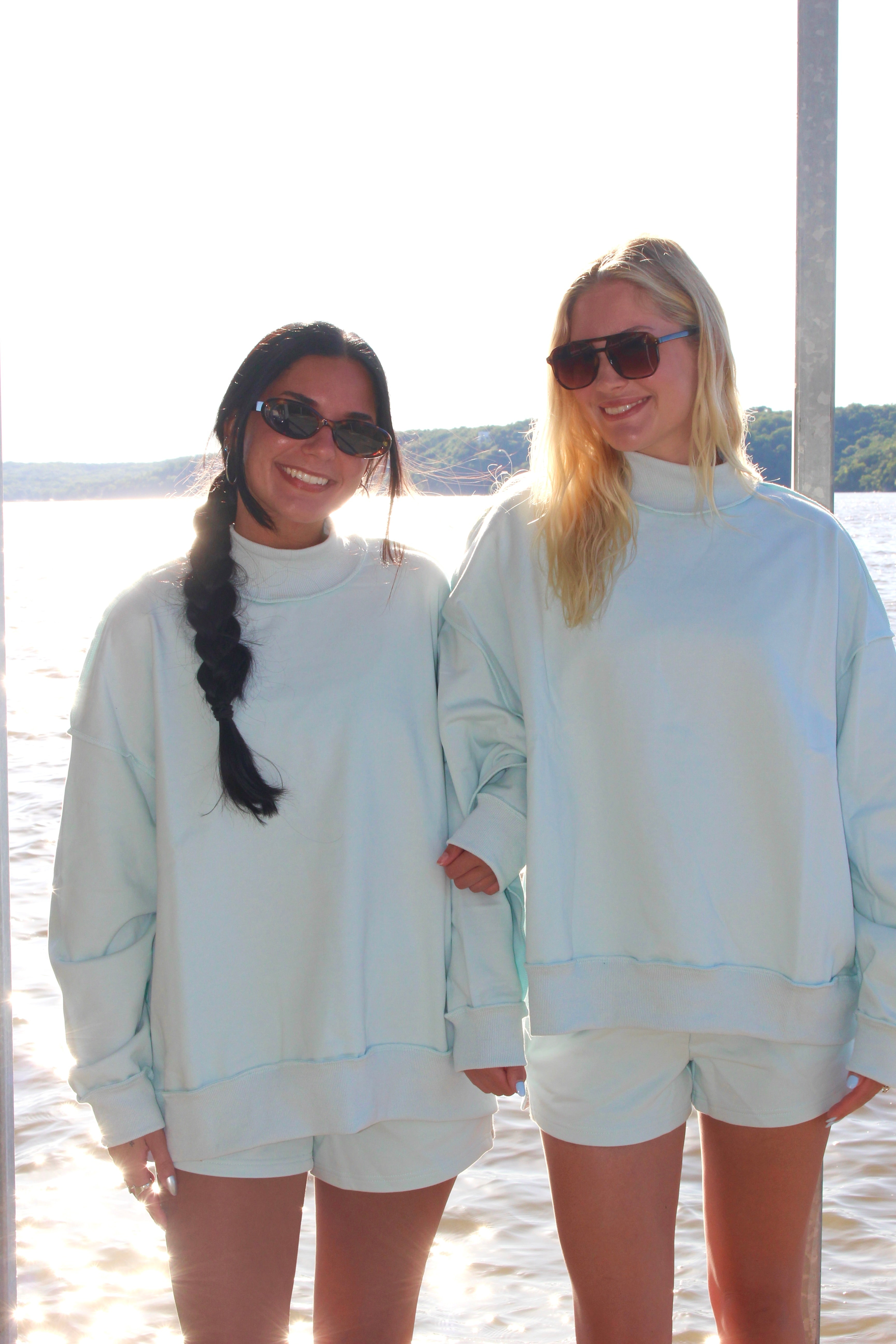 Cloud Nine Mockneck