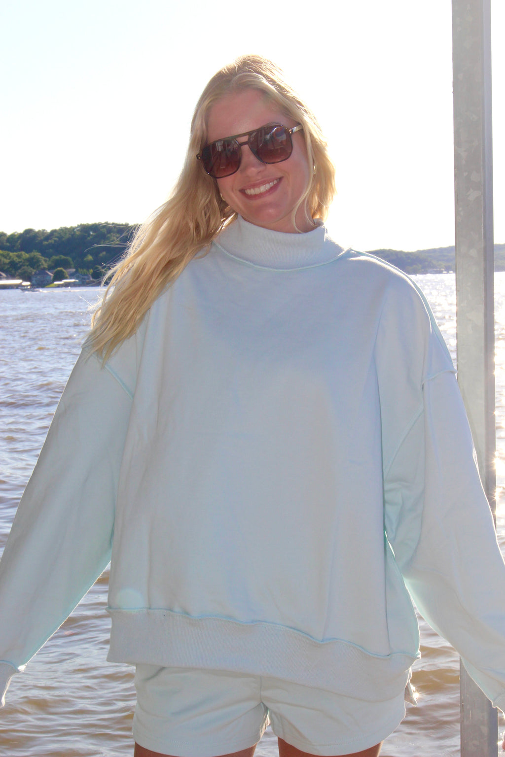 Cloud Nine Mockneck