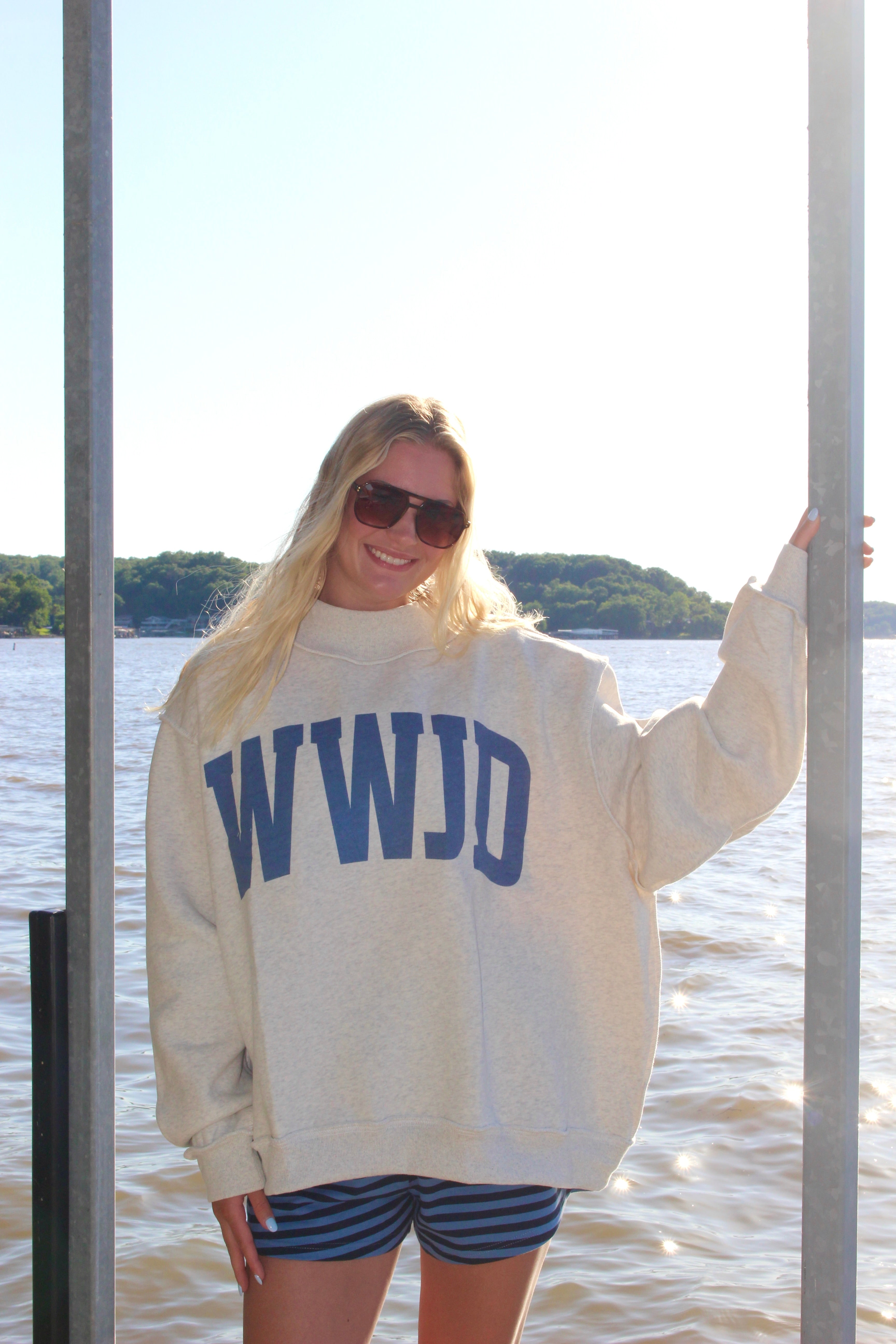 WWJD/AMEN Reversable Mockneck